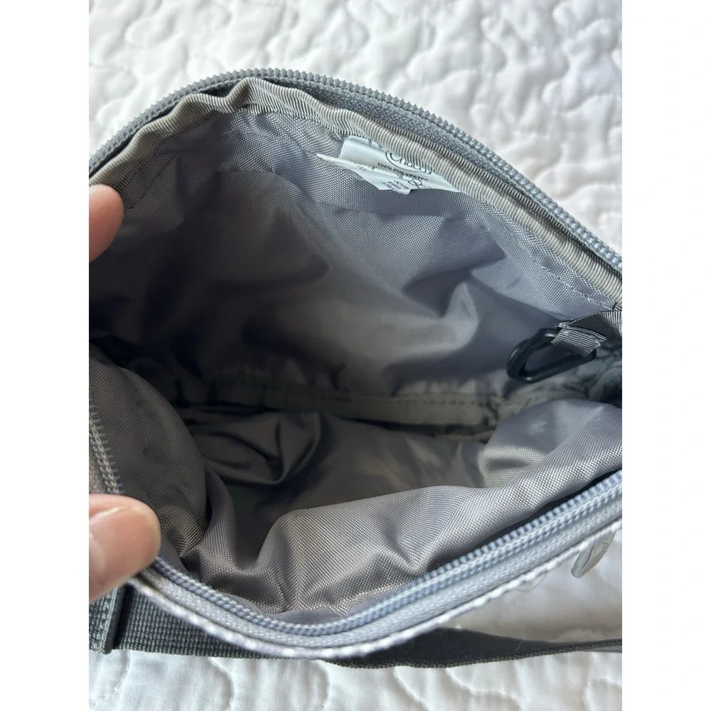 Chaco Waist‎ Fanny Pack Gray White